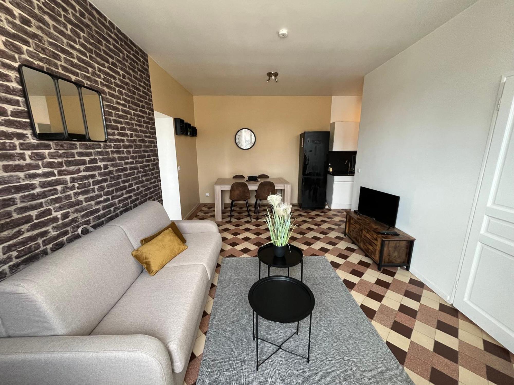 L'Escale - Airport - Paris Apartment Goussainville  Ngoại thất bức ảnh